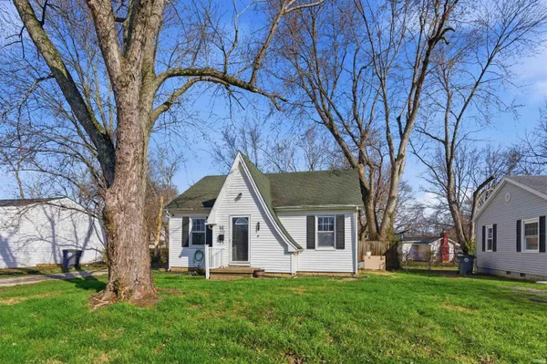 $150,000 | 2550 East Riverside Drive, Evansville, IN 47714