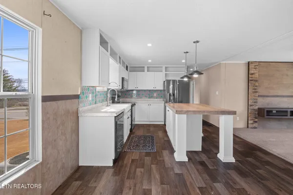 $274,900 | 296 South Illinois Avenue, Oak Ridge, TN 37830