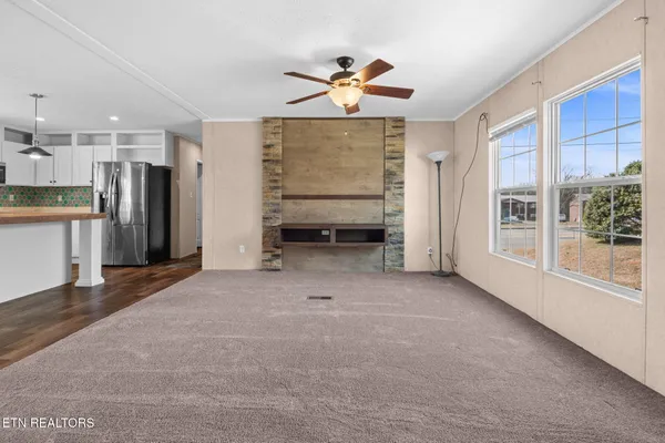 $274,900 | 296 South Illinois Avenue, Oak Ridge, TN 37830