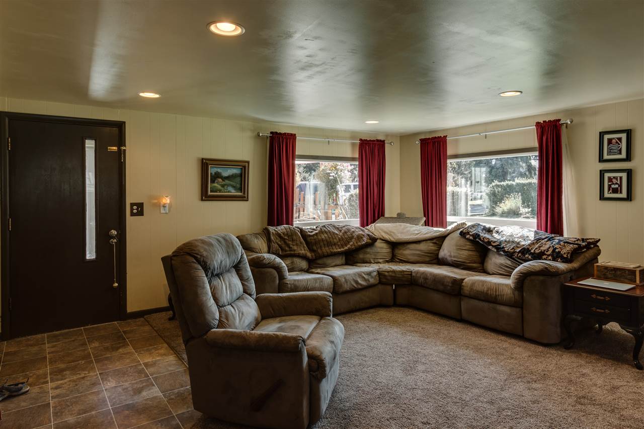 528 North Greenacres Road Greenacres, WA 99016 - Photo 2 of 18 Gallery Image 2