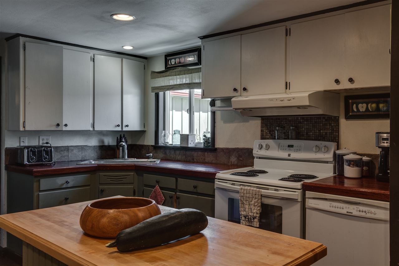 528 North Greenacres Road Greenacres, WA 99016 - Photo 7 of 18 Gallery Image 7