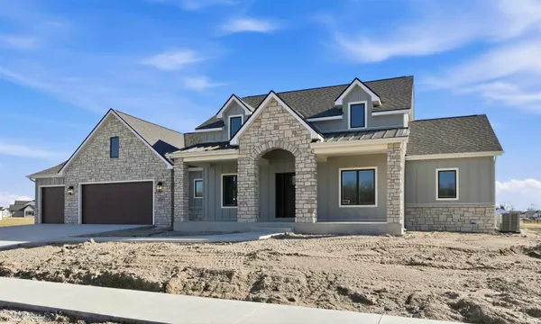 $899,900 | 1185 Cascata Trail, Huntertown, IN 46748