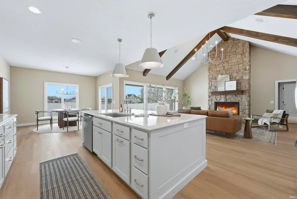 $899,900 | 1185 Cascata Trail, Huntertown, IN 46748