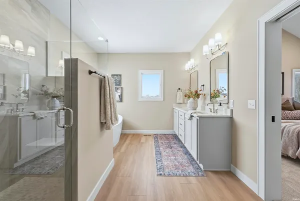 $899,900 | 1185 Cascata Trail, Huntertown, IN 46748