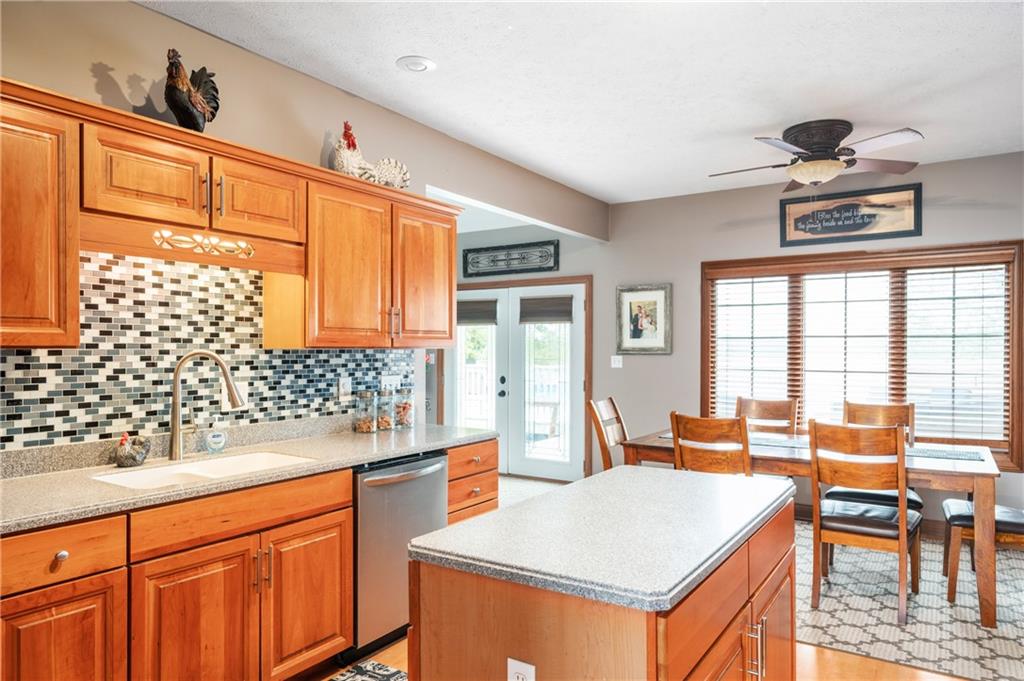 401 South Buckingham Road Yorktown, IN 47396 - Photo 12 of 33 Gallery Image 12