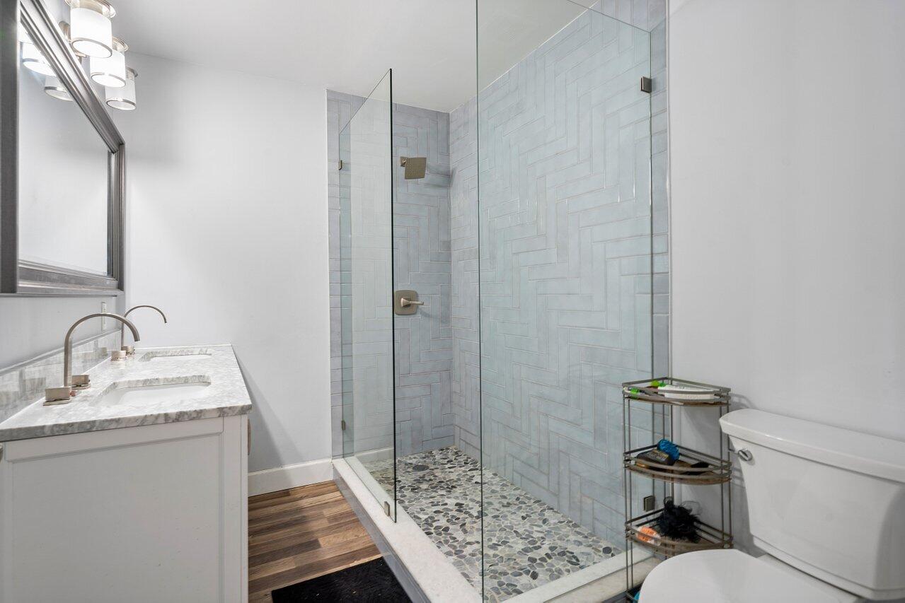 8359 Dynasty Drive Boca Raton, FL 33433 - Photo 14 of 33 016-8359DynastyDrive-BocaRaton-FL-33433-
