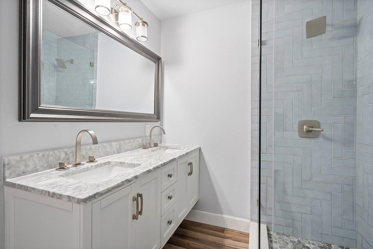 8359 Dynasty Drive Boca Raton, FL 33433 - Photo 15 of 33 017-8359DynastyDrive-BocaRaton-FL-33433-