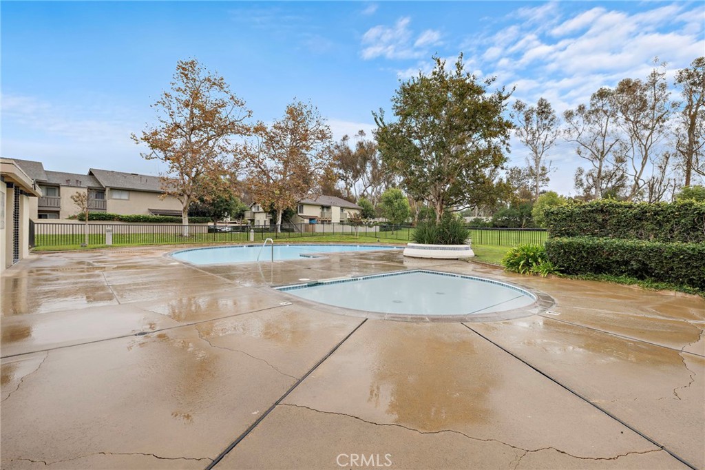 6 Fieldflower Irvine, CA 92614 - Photo 35 of 39 a view of a basketball court