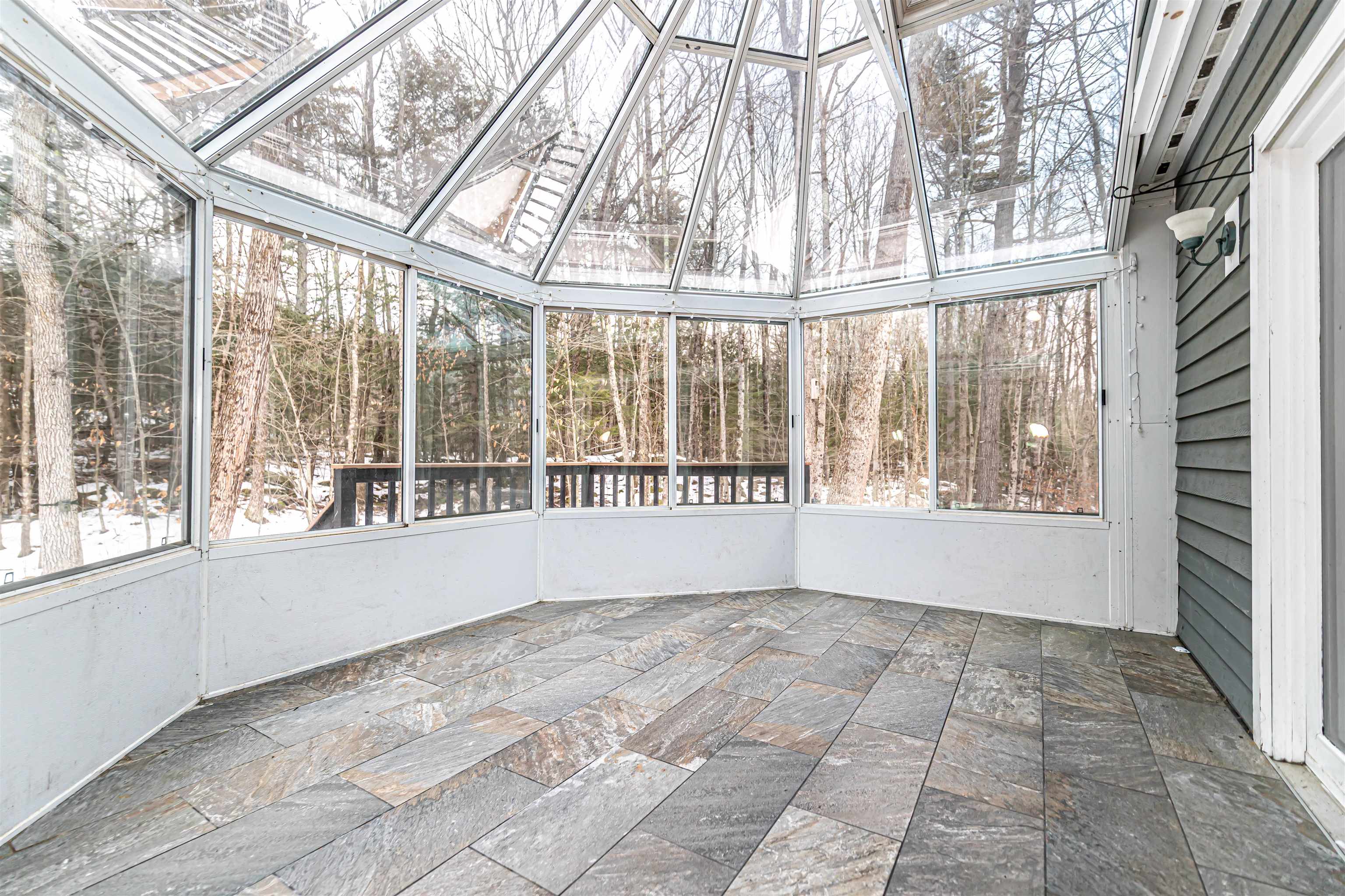 6 Abbey Road Bow, NH 03304 - Photo 17 of 47