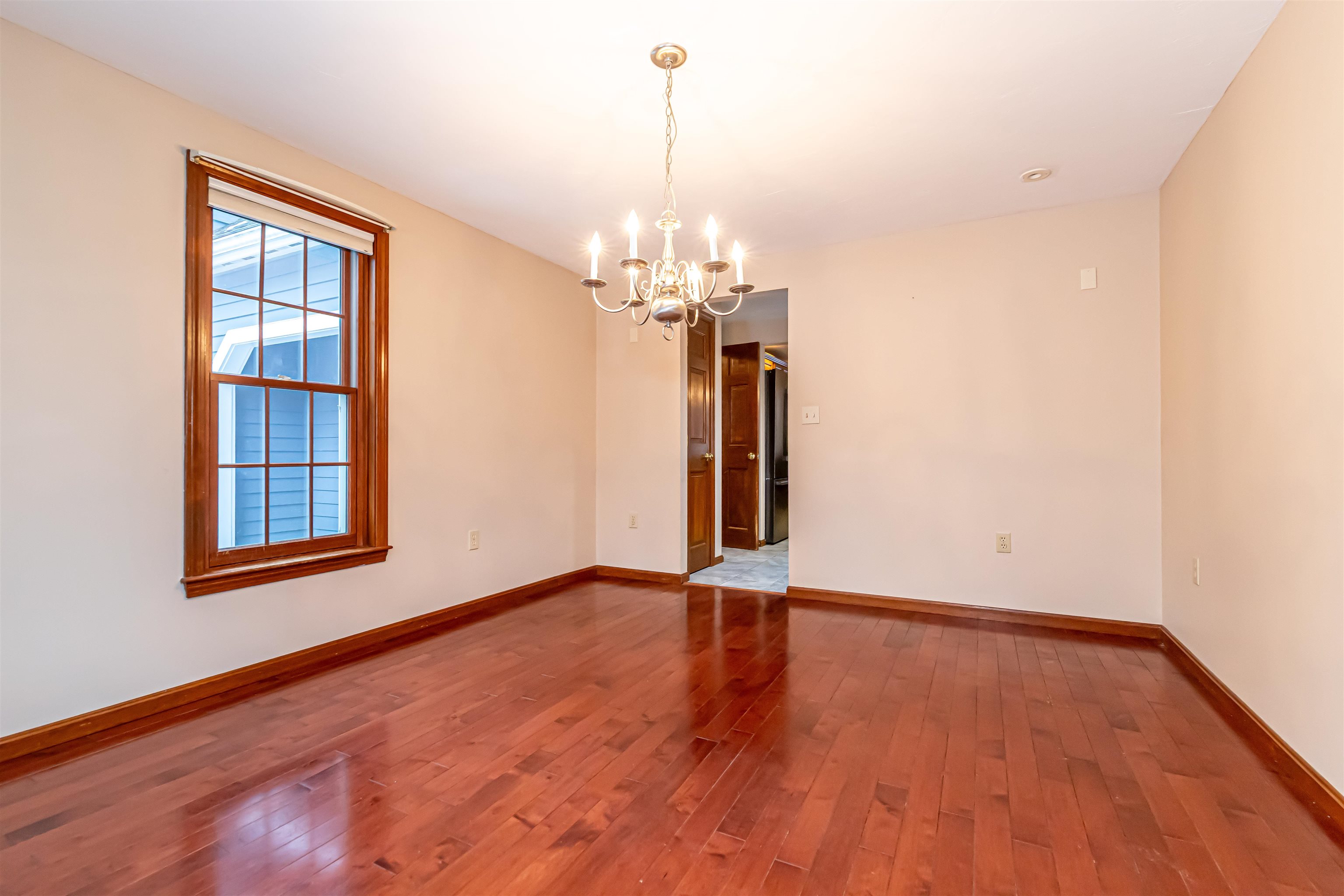 6 Abbey Road Bow, NH 03304 - Photo 20 of 47