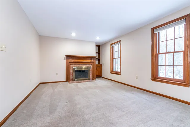 $675,000 | 6 Abbey Road, Bow, NH 03304