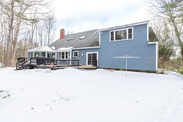 $675,000 | 6 Abbey Road, Bow, NH 03304