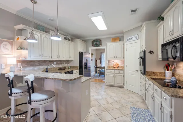 $484,900 | 2410 Cumberland Drive, Southaven, MS 38672