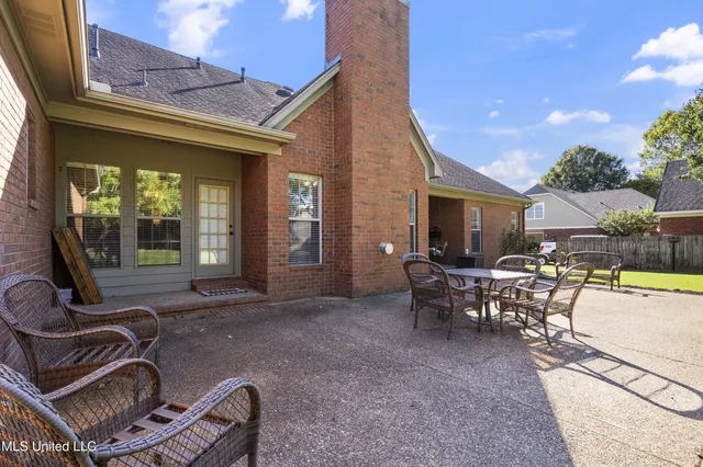 $484,900 | 2410 Cumberland Drive, Southaven, MS 38672