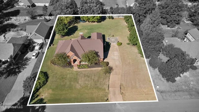 $484,900 | 2410 Cumberland Drive, Southaven, MS 38672