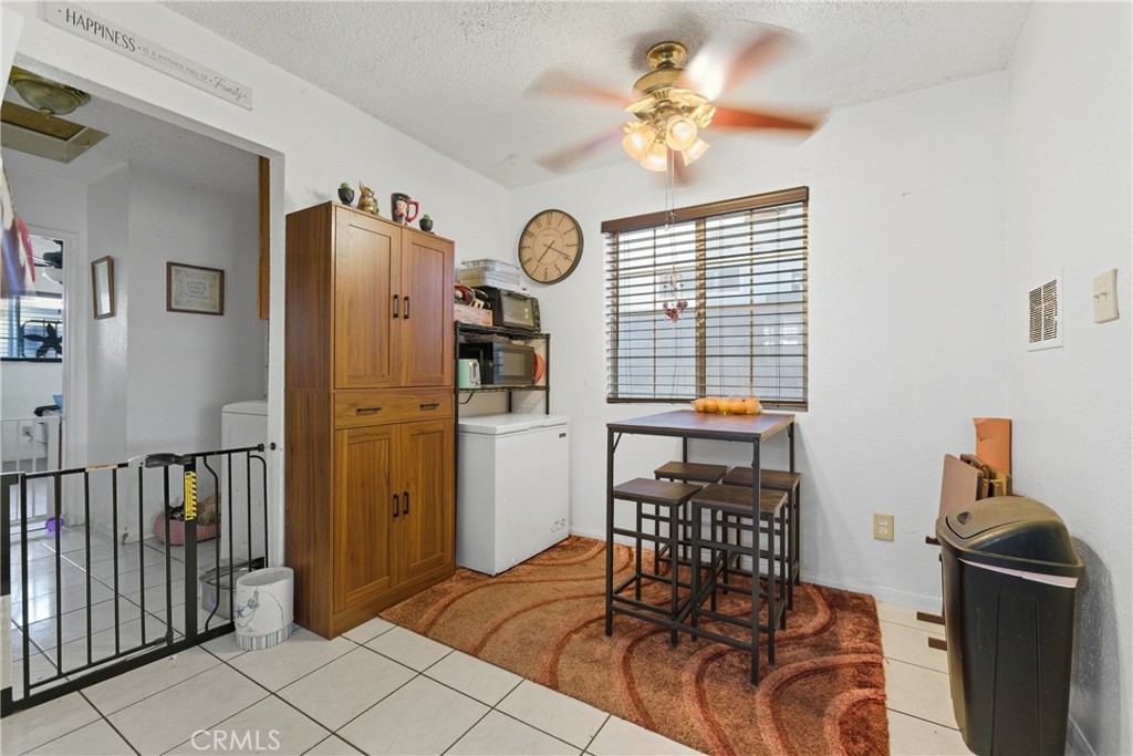 8211 Wilbarn Street Paramount, CA 90723 - Photo 13 of 25