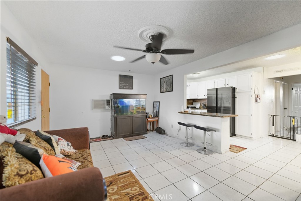 8211 Wilbarn Street Paramount, CA 90723 - Photo 8 of 25