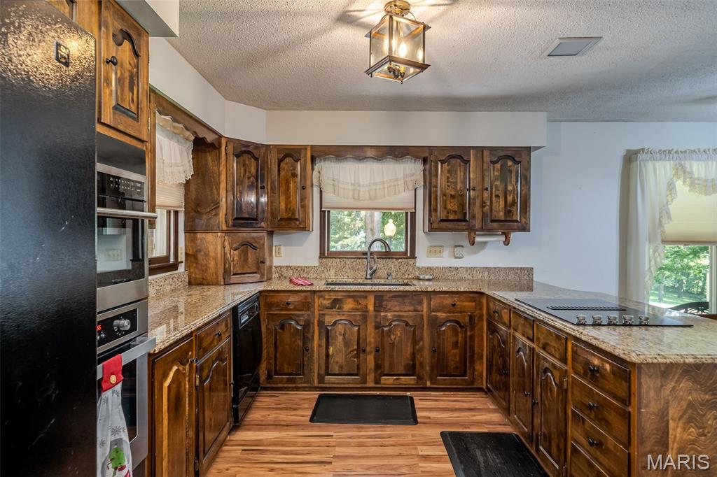 862 College Road Union, MO 63084 - Photo 12 of 46