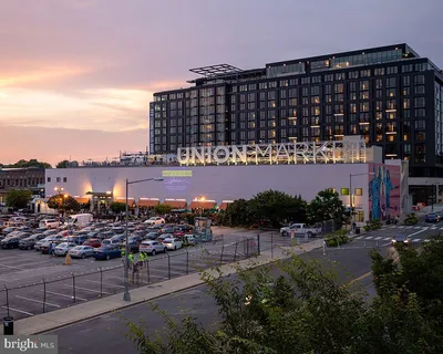 $1,800 | 117 R Street Northwest, Unit 2, Washington, DC 20001