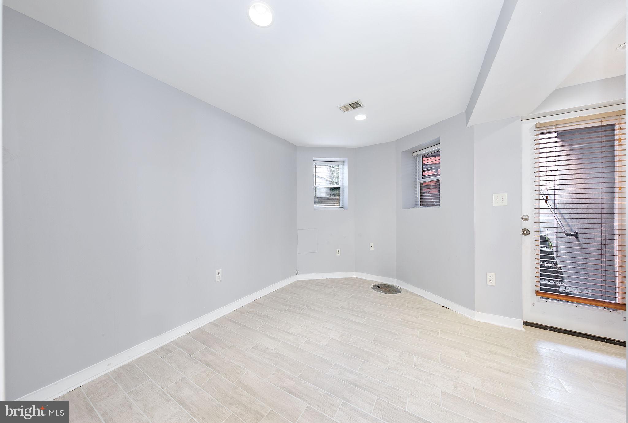 117 R Street Northwest, Unit 2 Washington, DC 20001 - Photo 10 of 35 Open living & kitchen area