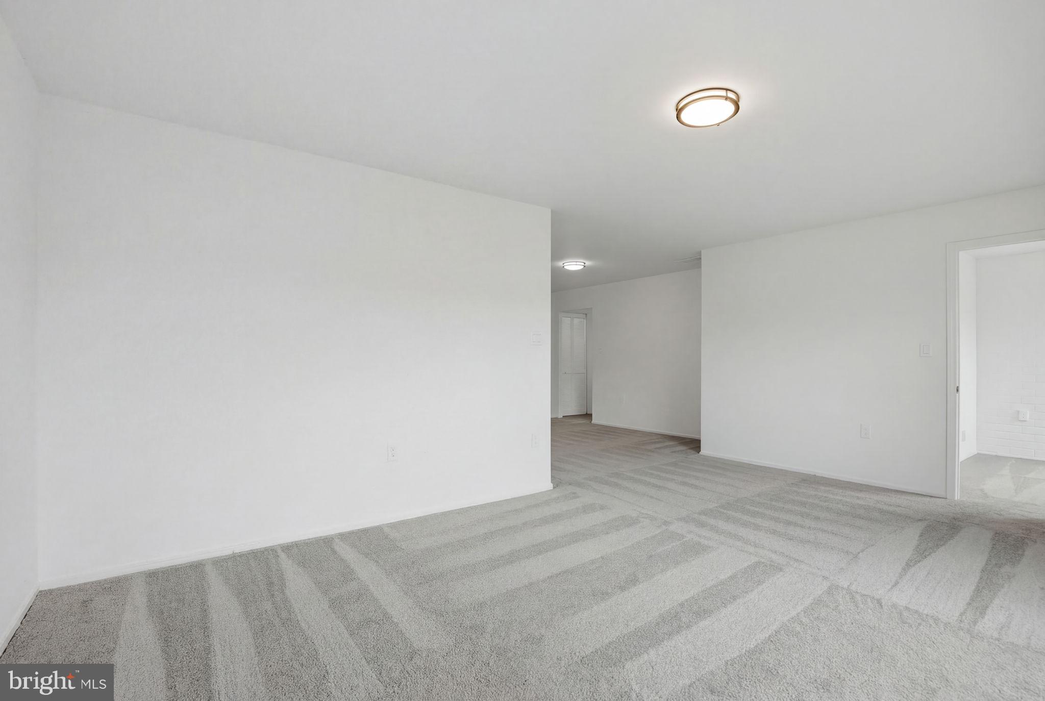 10028 Stedwick Road, Unit 102 Montgomery Village, MD 20886 - Photo 10 of 42 Living room