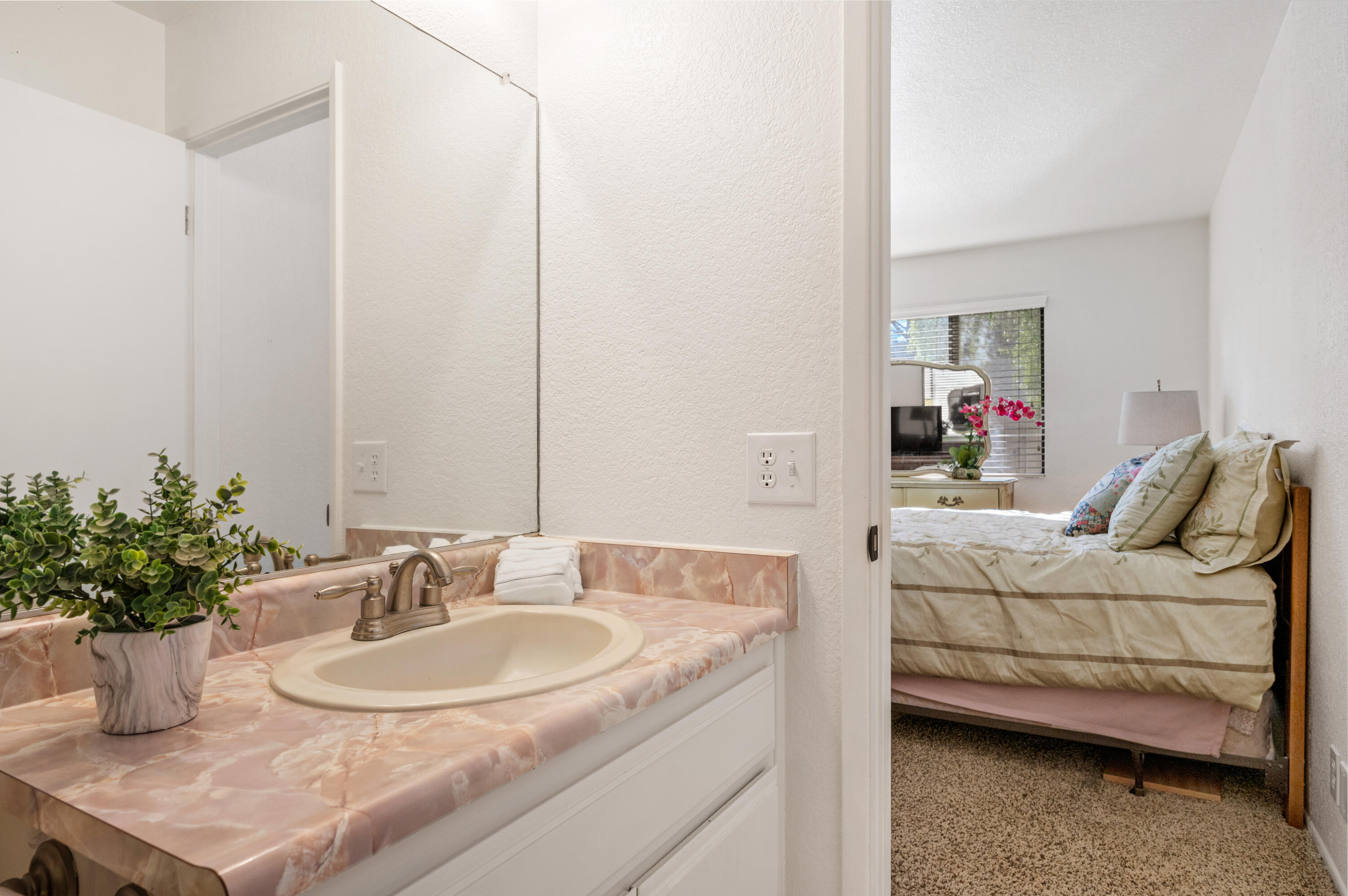 67 Pepperwood Way Solvang, CA 93463 - Photo 15 of 27 67 Pepperwood Way-19