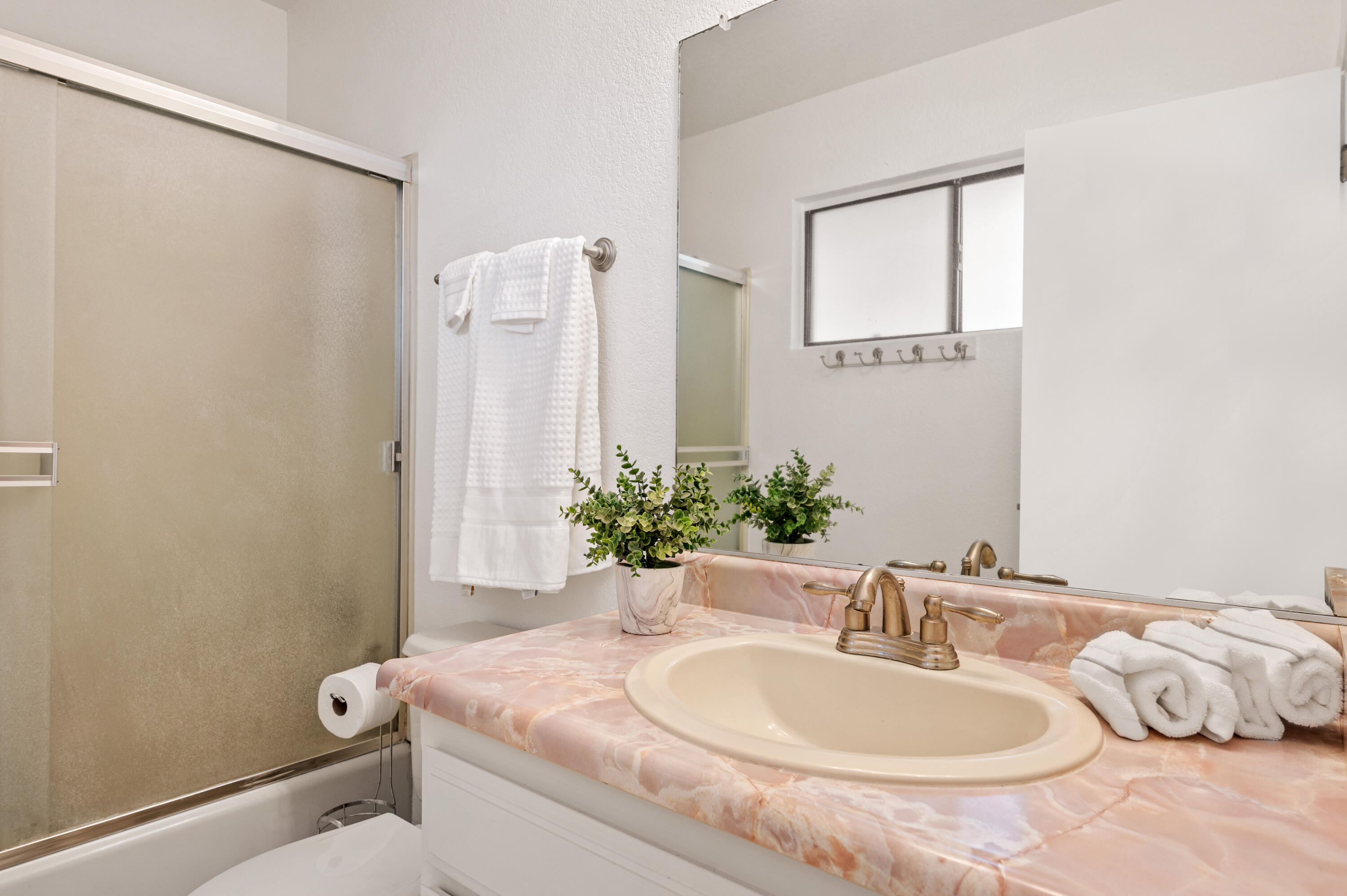 67 Pepperwood Way Solvang, CA 93463 - Photo 16 of 27 67 Pepperwood Way-18