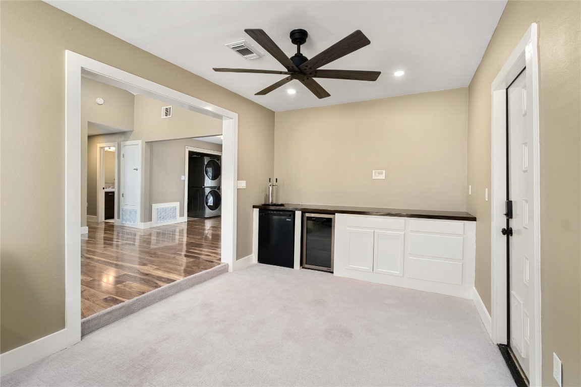 1204 Eleanor Street Austin, TX 78721 - Photo 6 of 26 a view of a livingroom with a ceiling fan