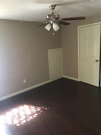 $310,000 | 7102 Highway 6, Hitchcock, TX 77563