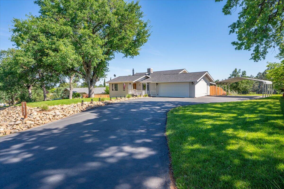 16123 Plateau Circle Redding, CA 96001 - Photo 4 of 50 16123 Plateau Circle