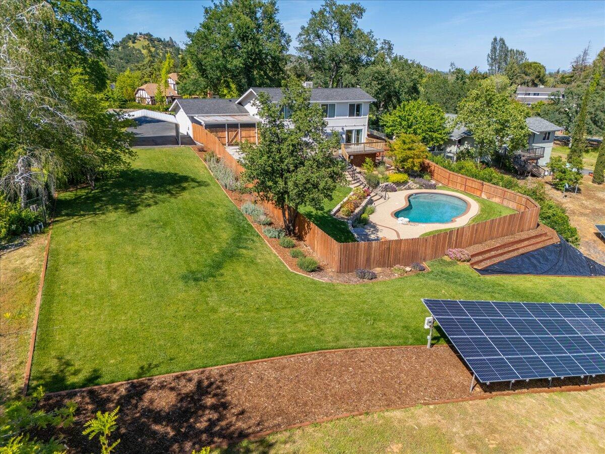 16123 Plateau Circle Redding, CA 96001 - Photo 9 of 50 16123 Plateau Circle