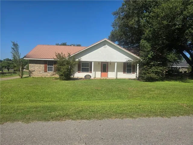 $145,000 | 129 Shanewood Drive, Marksville, LA 71351