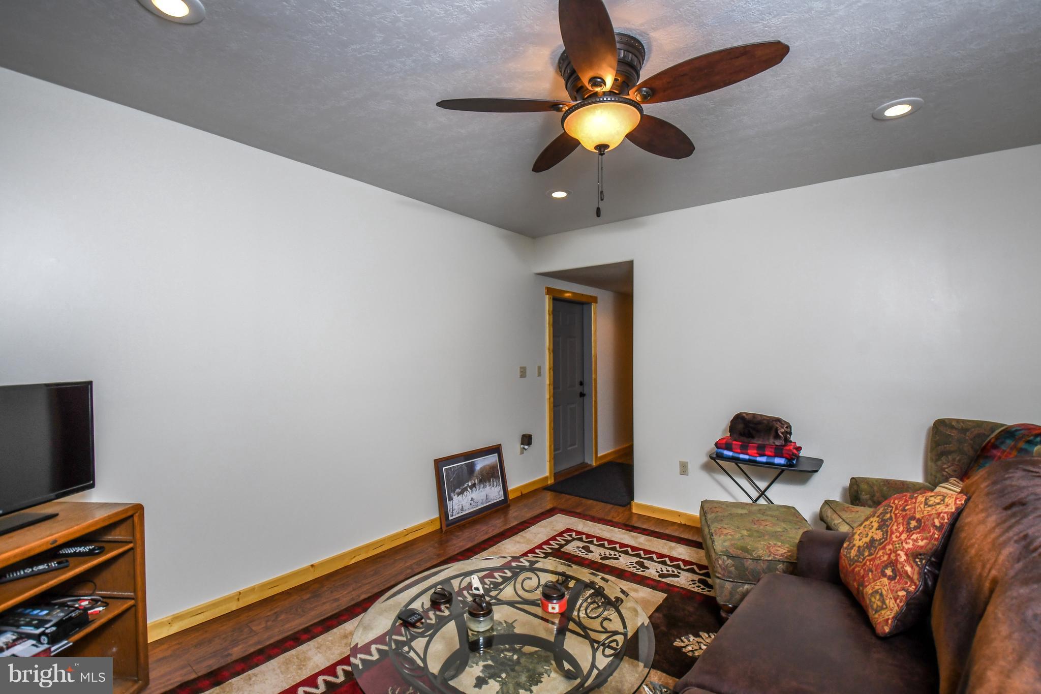 304 Gap Run Road Friendsville, MD 21531 - Photo 17 of 26 Family Room