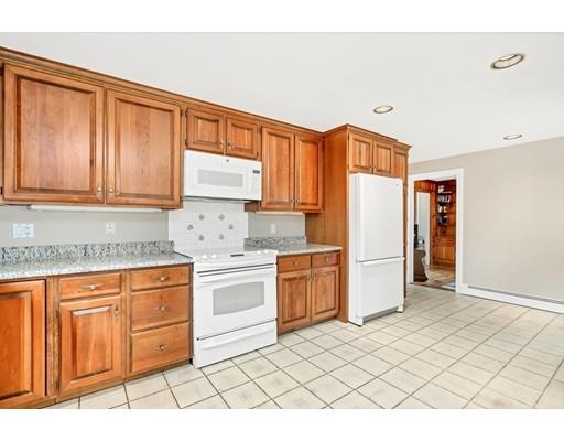 31 Magnolia Road Melrose, MA 02176 - Photo 10 of 30 Gallery Image 10