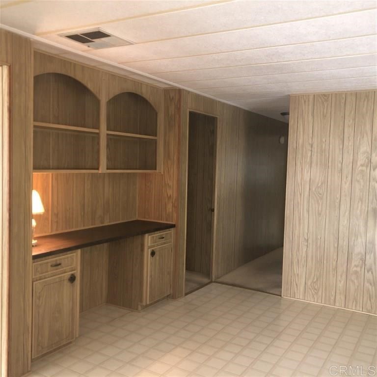 204 Sea Breeze Drive Carlsbad, CA 92011 - Photo 4 of 7