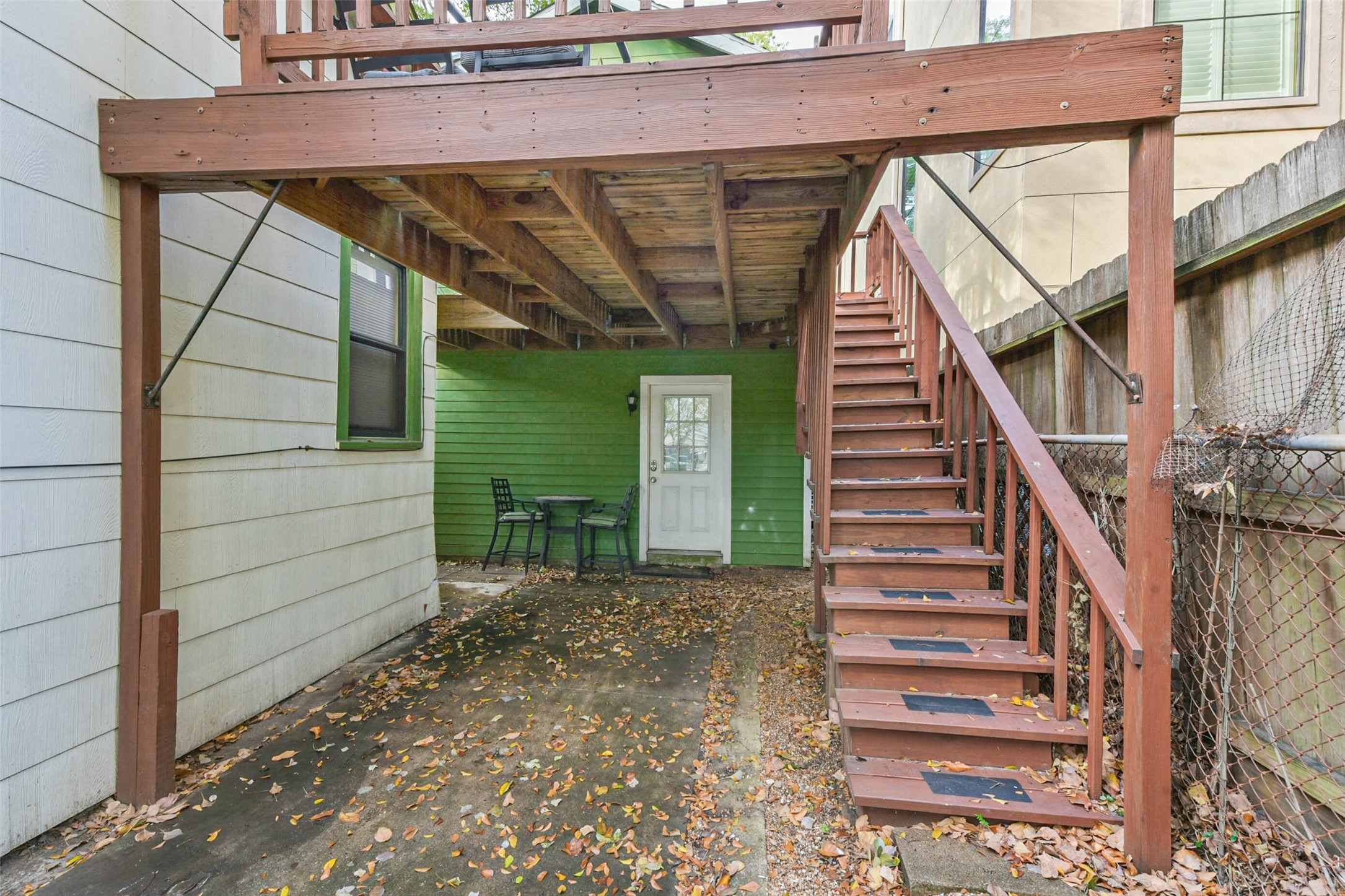 402 Bomar Street Houston, TX 77006 - Photo 1 of 14