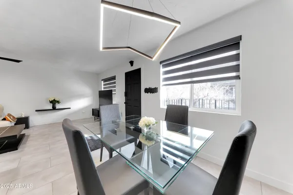 $245,000 | 2228 East Campbell Avenue, Unit 205, Phoenix, AZ 85016