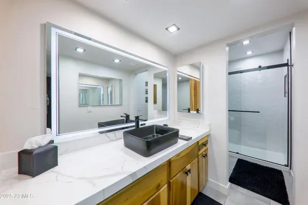 $245,000 | 2228 East Campbell Avenue, Unit 205, Phoenix, AZ 85016