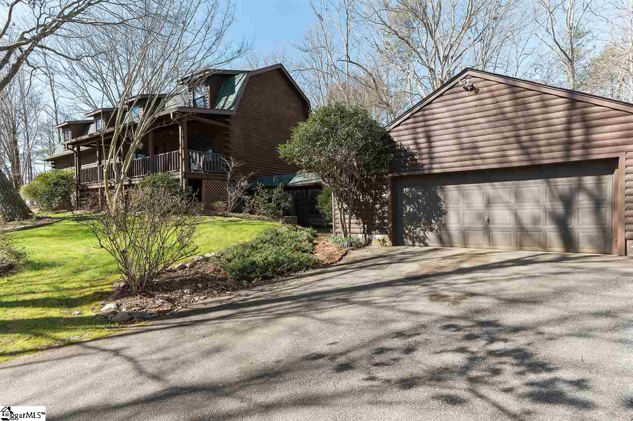 87 Robertson Road Travelers Rest, SC 29690 - Photo 3 of 36