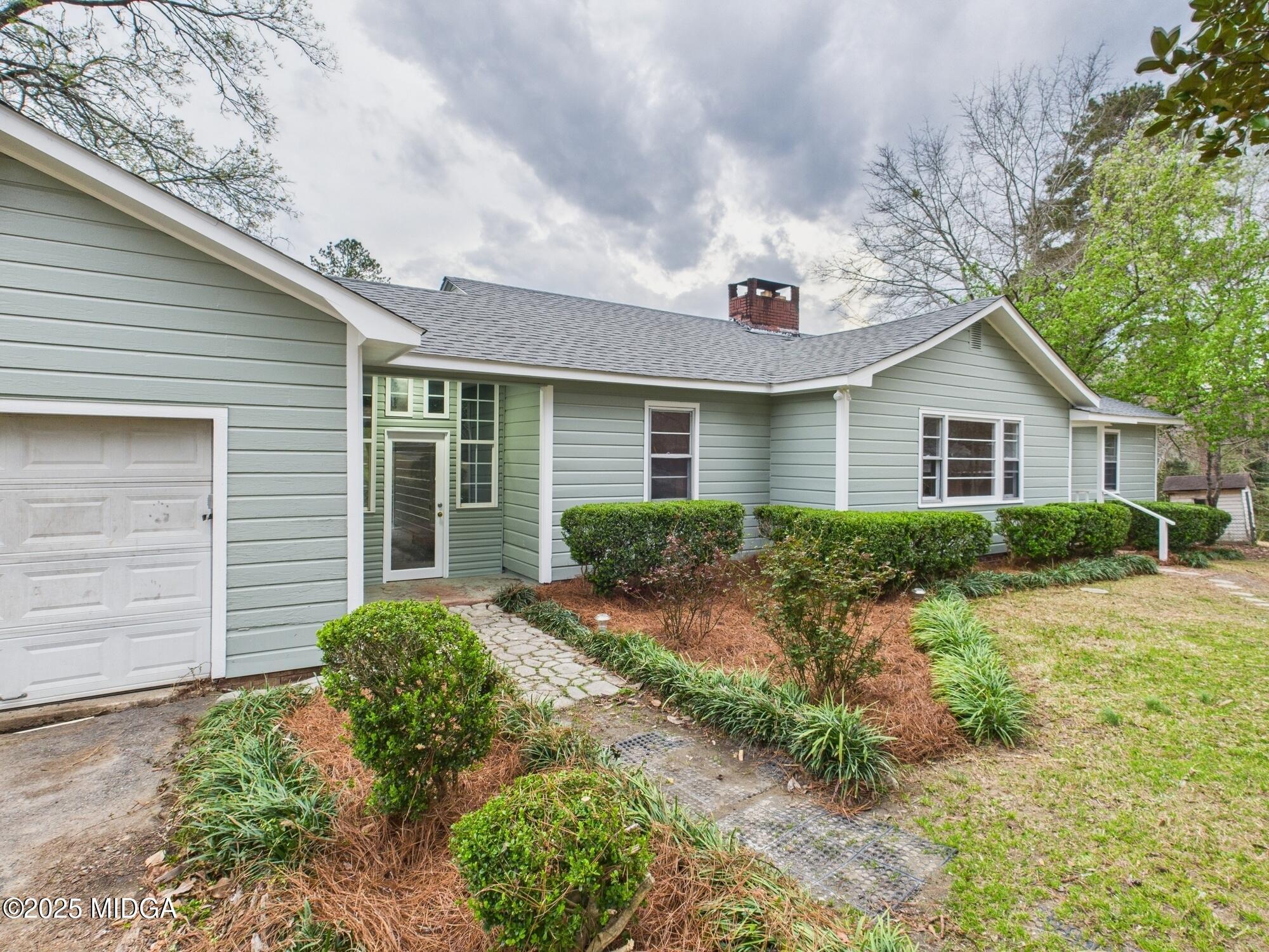 833 Wimbish Road Macon, GA 31210 - Photo 3 of 40 CAM03843G0-PR0053-STILL007