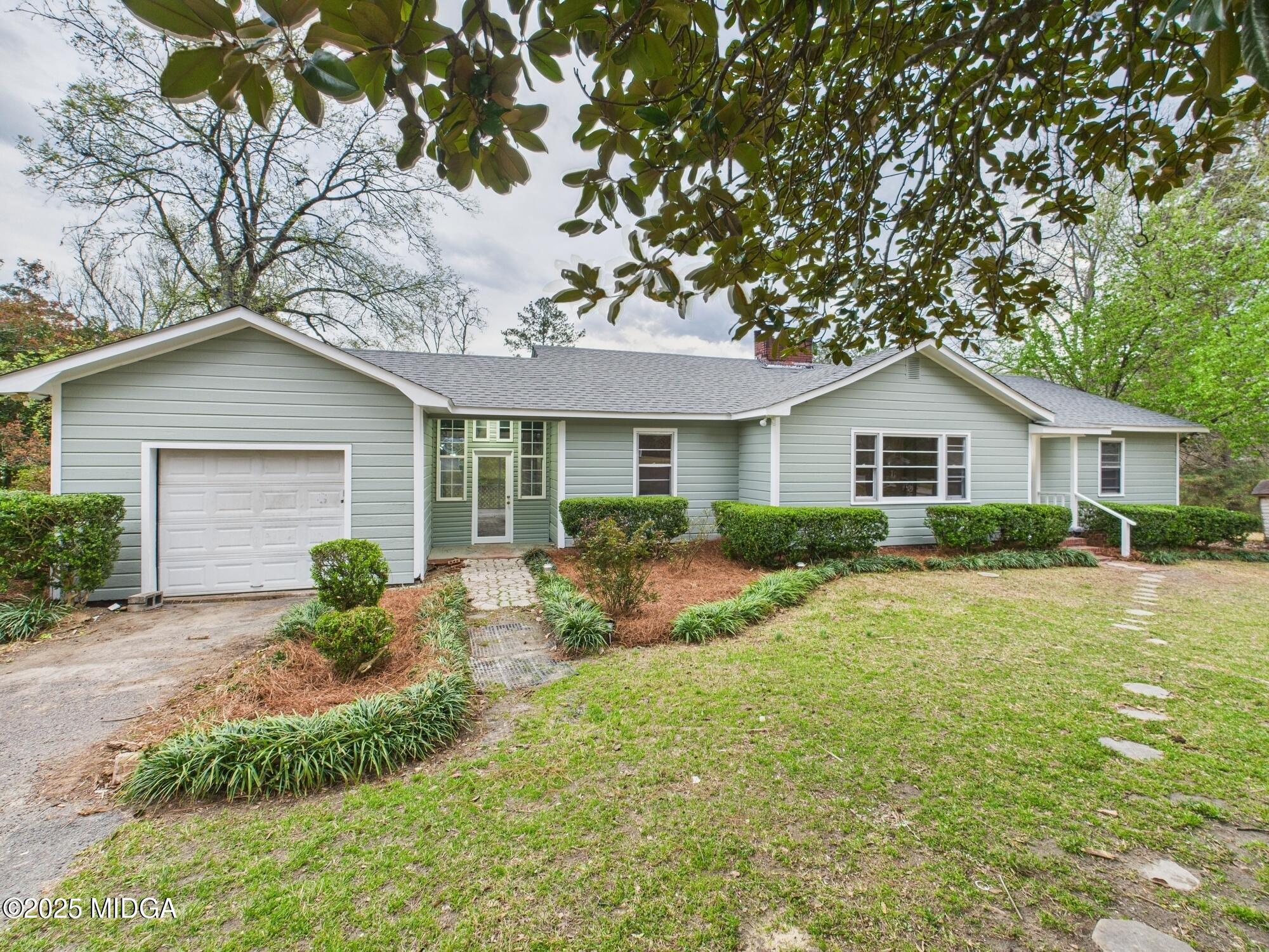 833 Wimbish Road Macon, GA 31210 - Photo 4 of 40 CAM03843G0-PR0053-STILL008