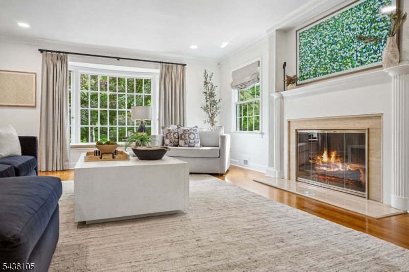 8 Cross Gates Short Hills, NJ 07078 - Photo 4 of 42