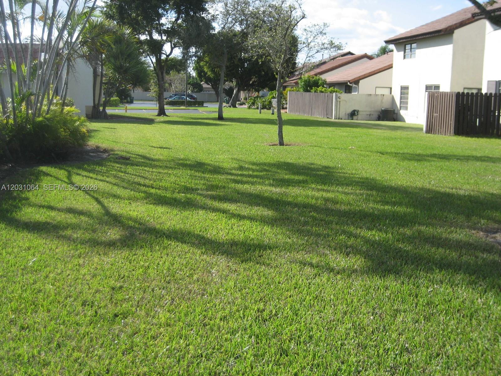 9082 Southwest 112th Place Miami, FL 33176 - Photo 18 of 28