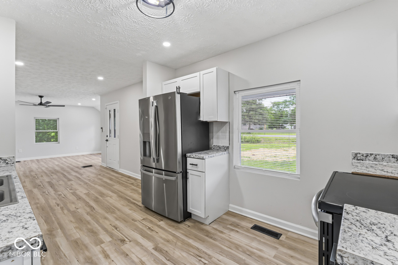5547 West Southport Road Indianapolis, IN 46221 - Photo 17 of 39