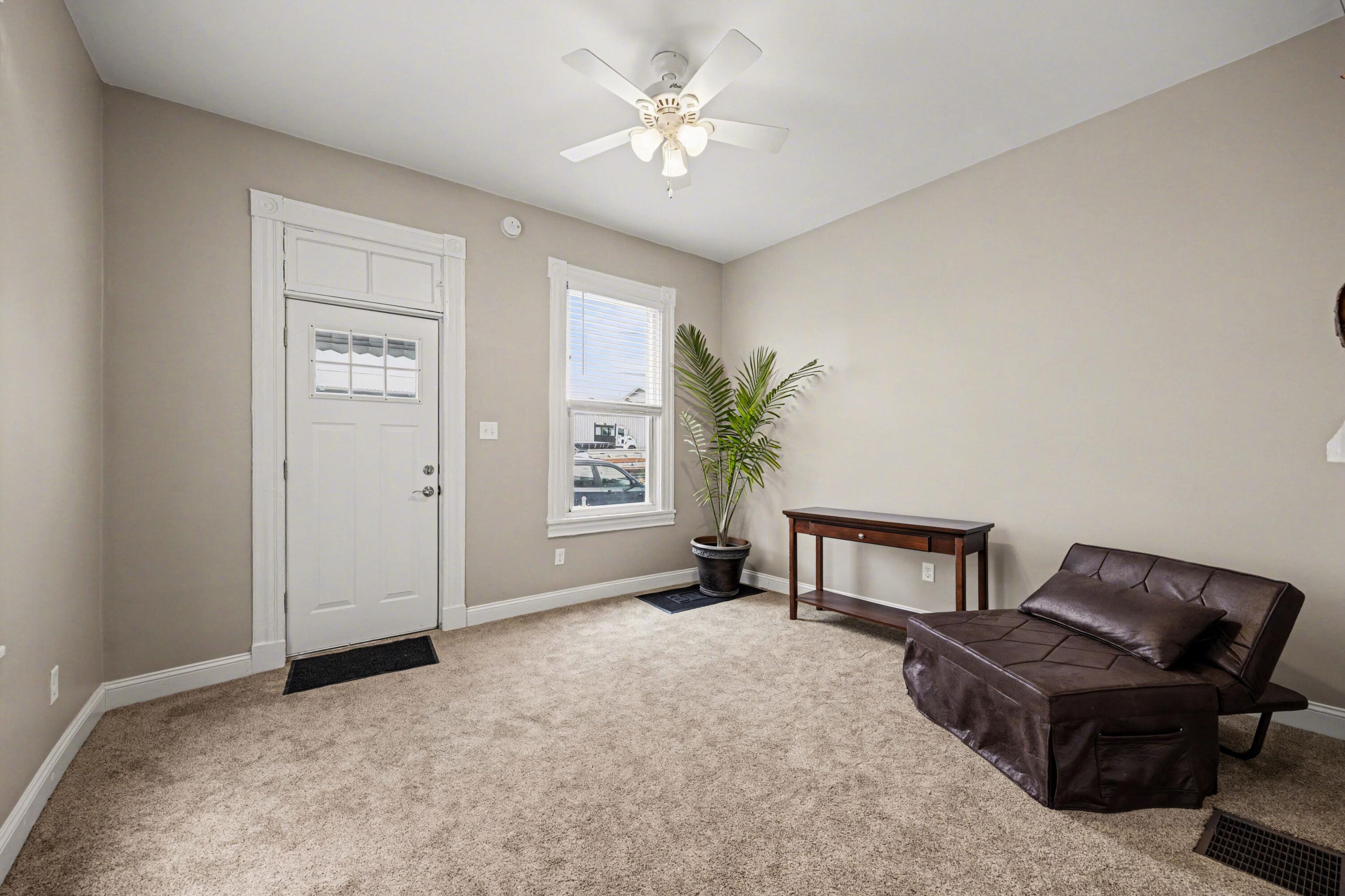 704 West 35th Street Covington, KY 41015 - Photo 5 of 13