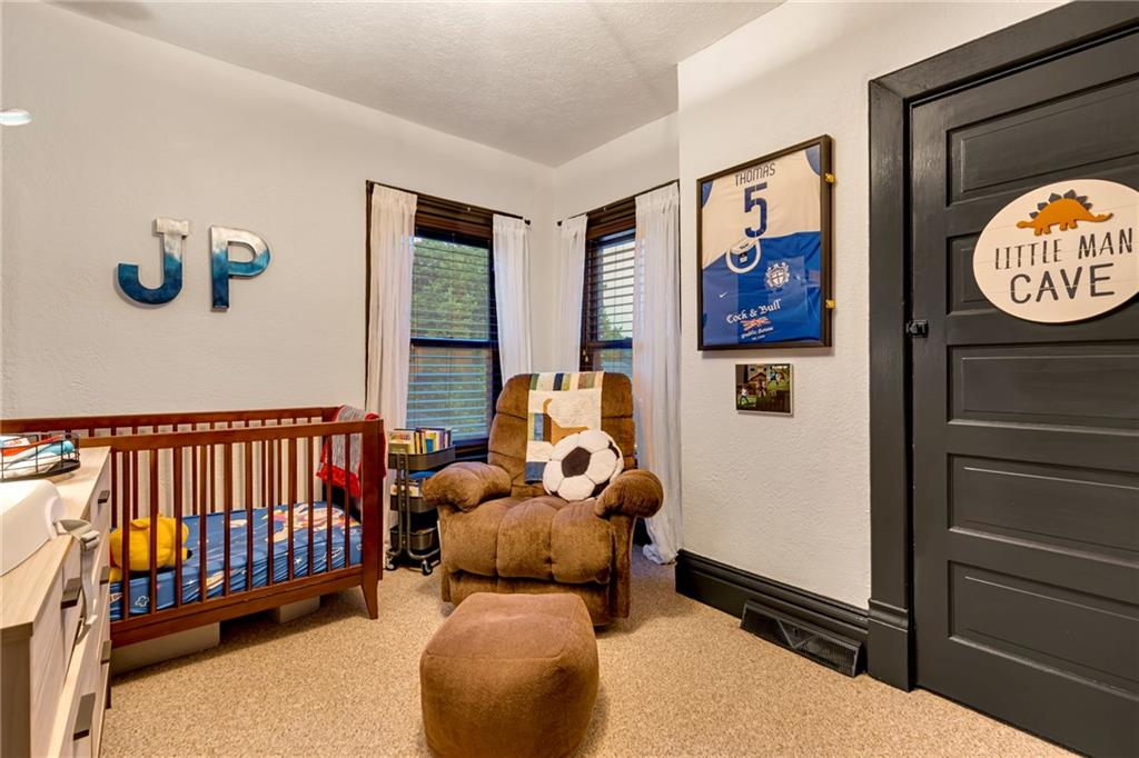 1041 4th Street Beaver, PA 15009 - Photo 22 of 39 Bedroom #3 - 12' x 10'