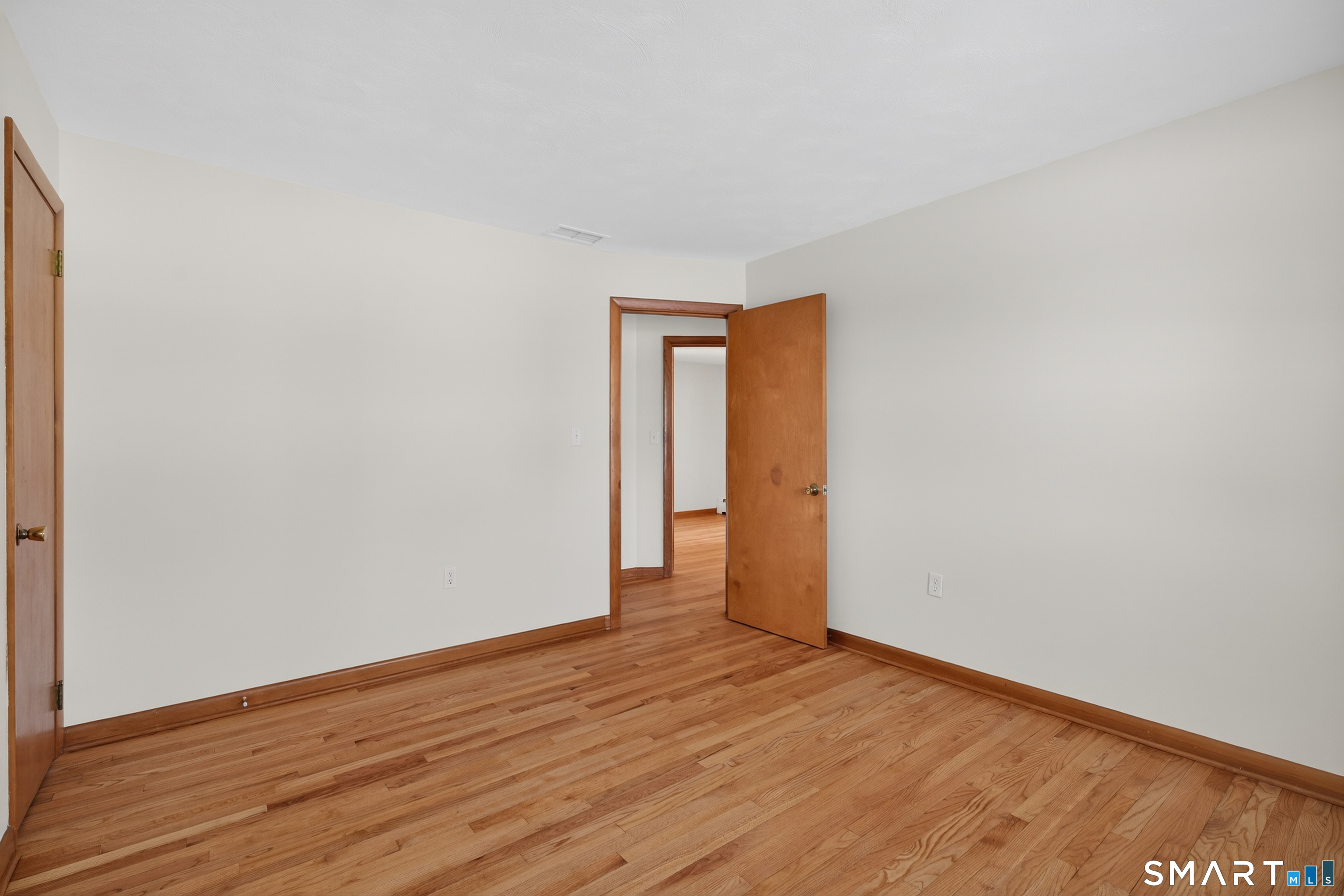 9 Harbor View South Essex, CT 06426 - Photo 17 of 25