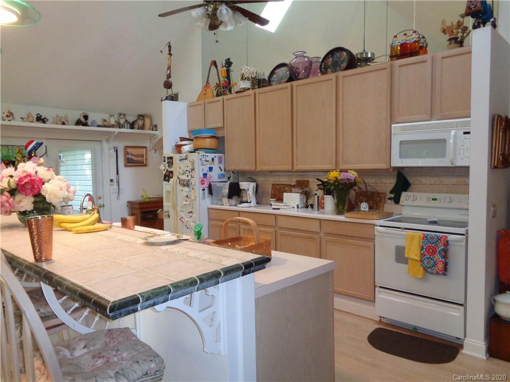 256 East View Road Sylva, NC 28779 - Photo 4 of 15 Gallery Image 4