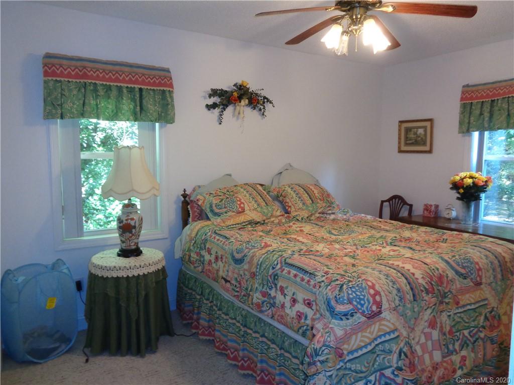 256 East View Road Sylva, NC 28779 - Photo 8 of 15 Gallery Image 8
