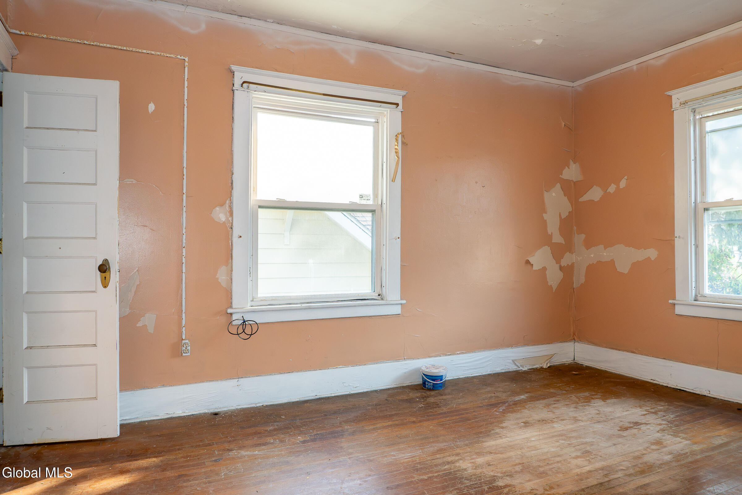 405 Bedford Road Schenectady, NY 12308 - Photo 5 of 10 _DSC3994